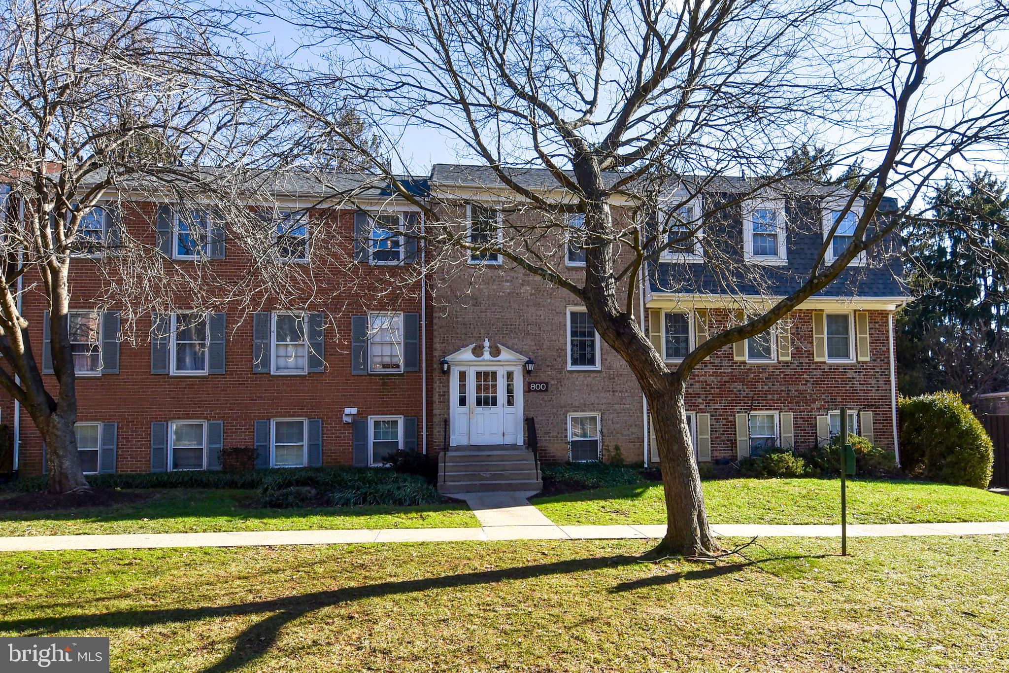 POTOMAC OAKS - Residential