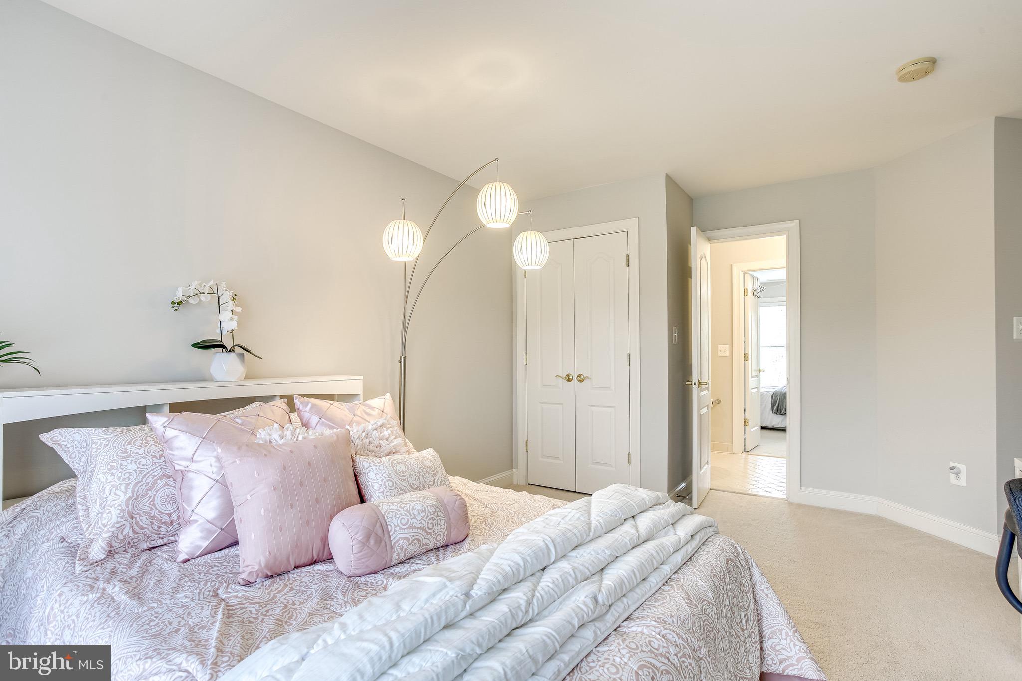 MONTJOY - Residential