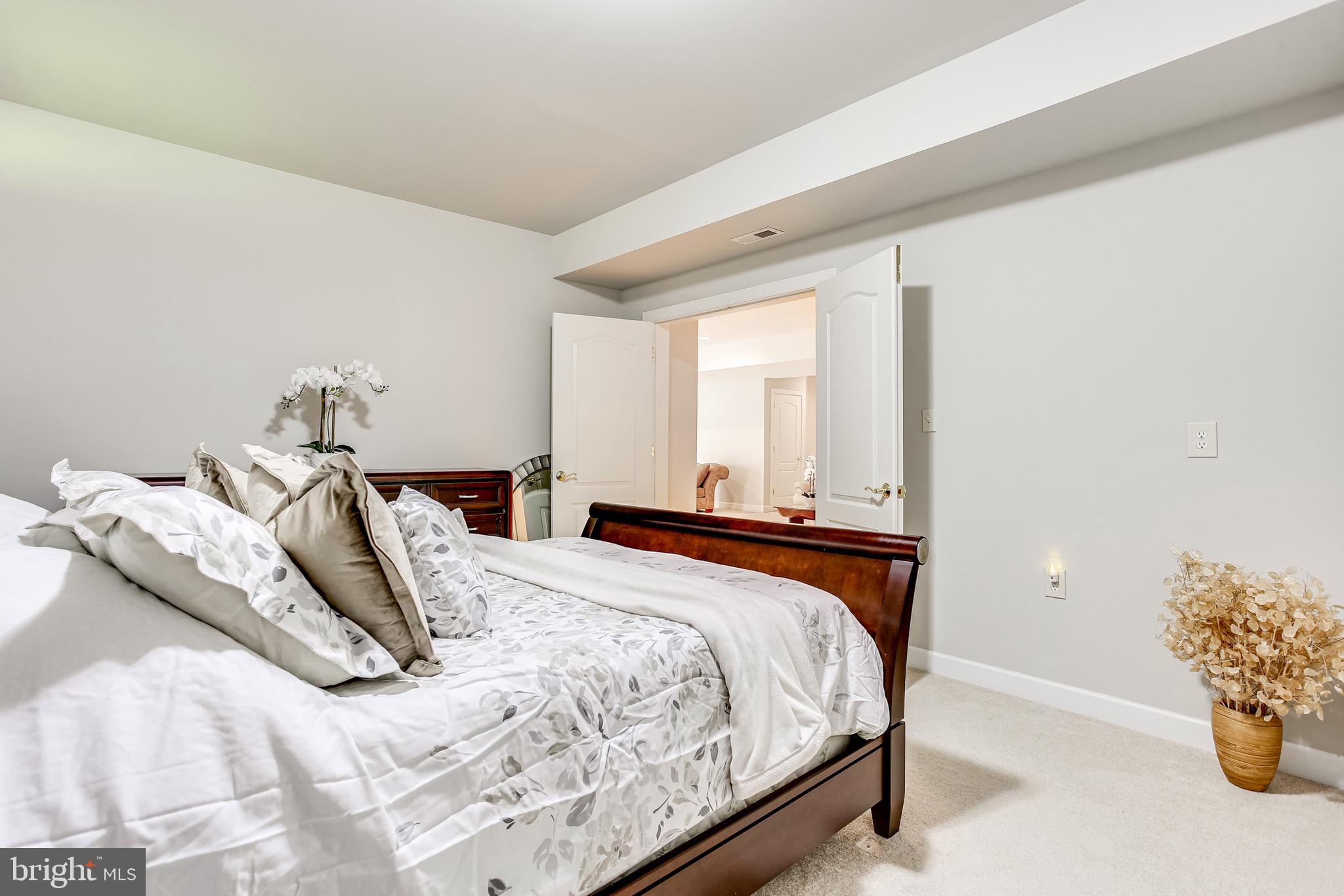 MONTJOY - Residential