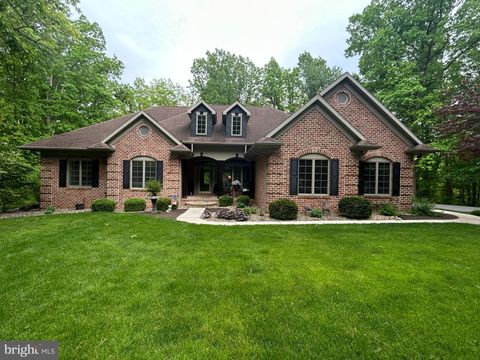 345 LINDMAN DRIVE CHAMBERSBURG PA 17202
