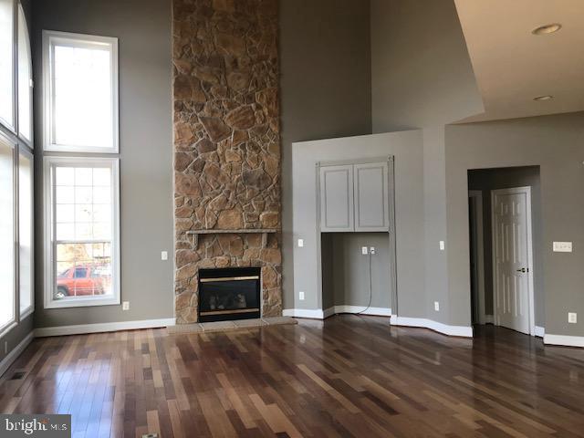 TALL CEDAR ESTATES - Residential Lease