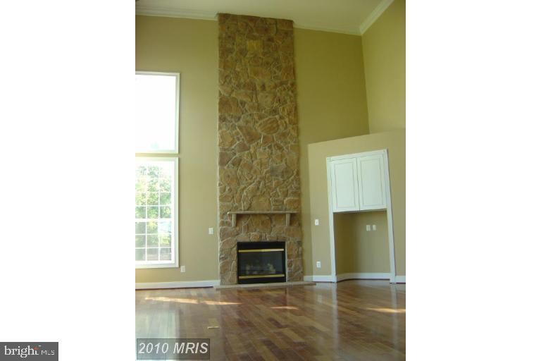 TALL CEDAR ESTATES - Residential Lease