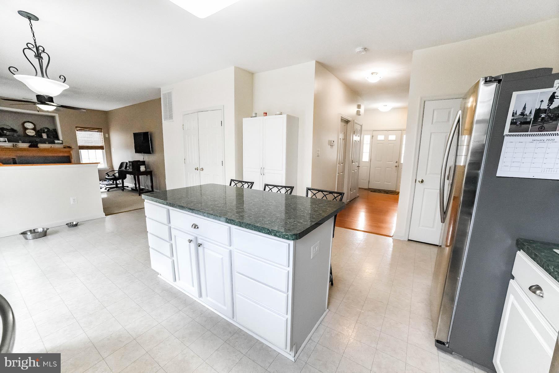 PEMBROOKE - Residential