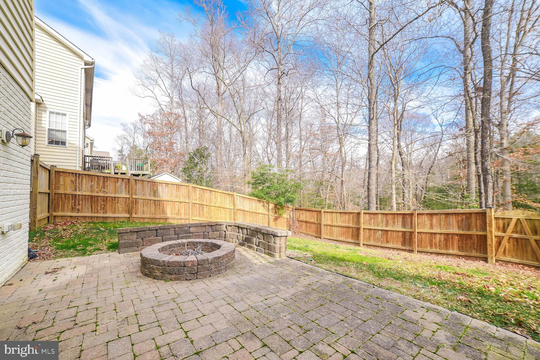 PEMBROOKE - Residential