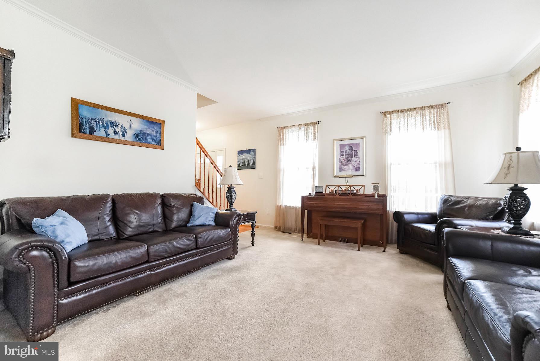 PEMBROOKE - Residential