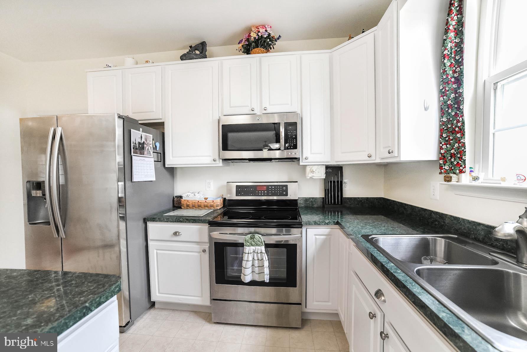 PEMBROOKE - Residential