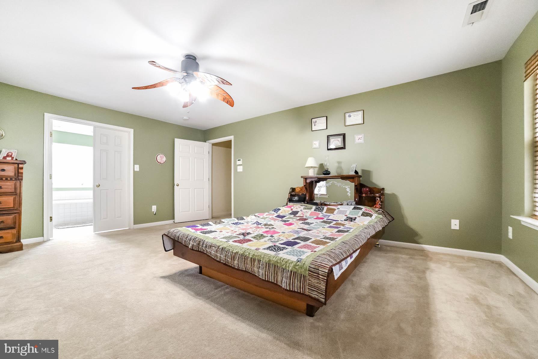 PEMBROOKE - Residential