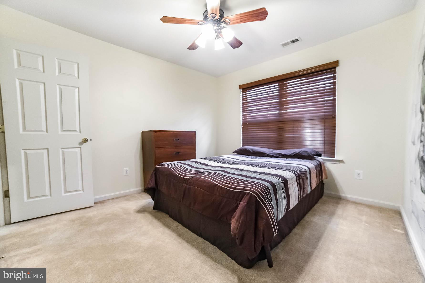 PEMBROOKE - Residential