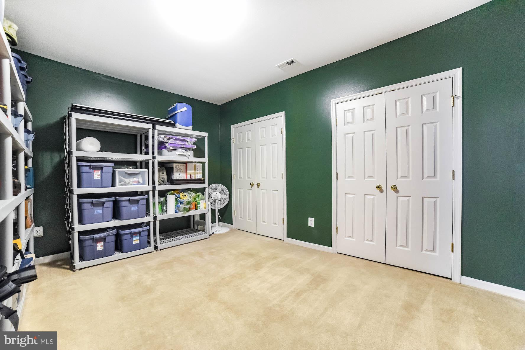 PEMBROOKE - Residential