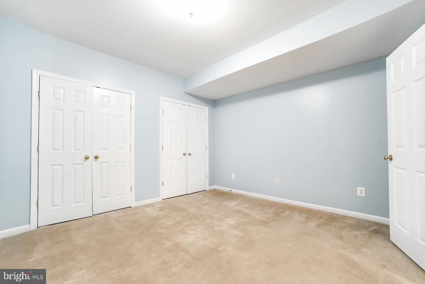 PEMBROOKE - Residential