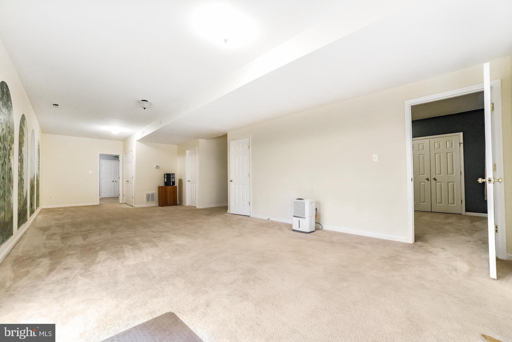 PEMBROOKE - Residential