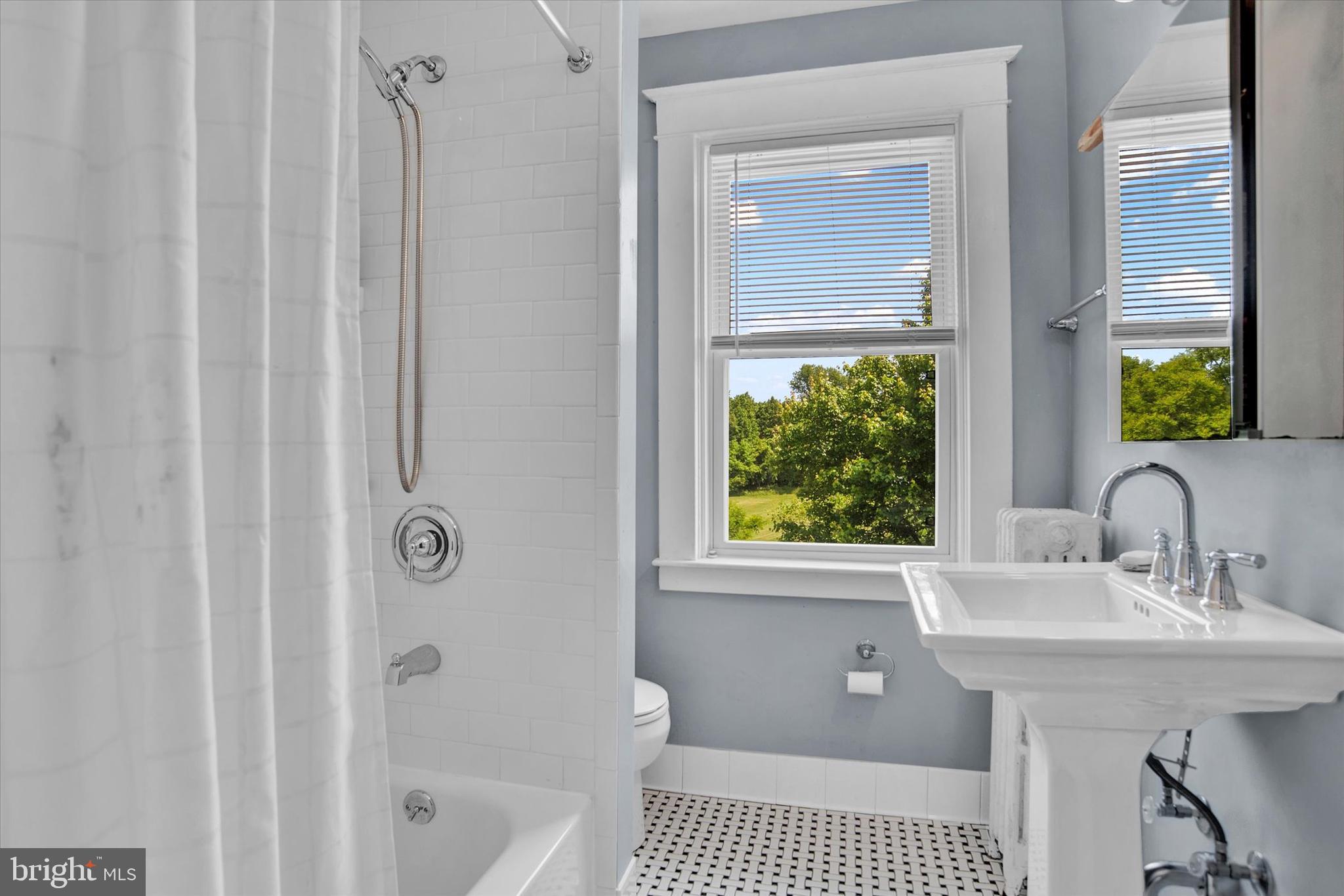 BELAIR-EDISON - Residential