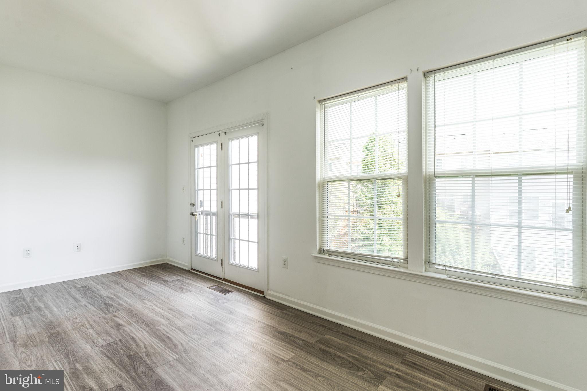 WOODSTREAM - Residential Lease