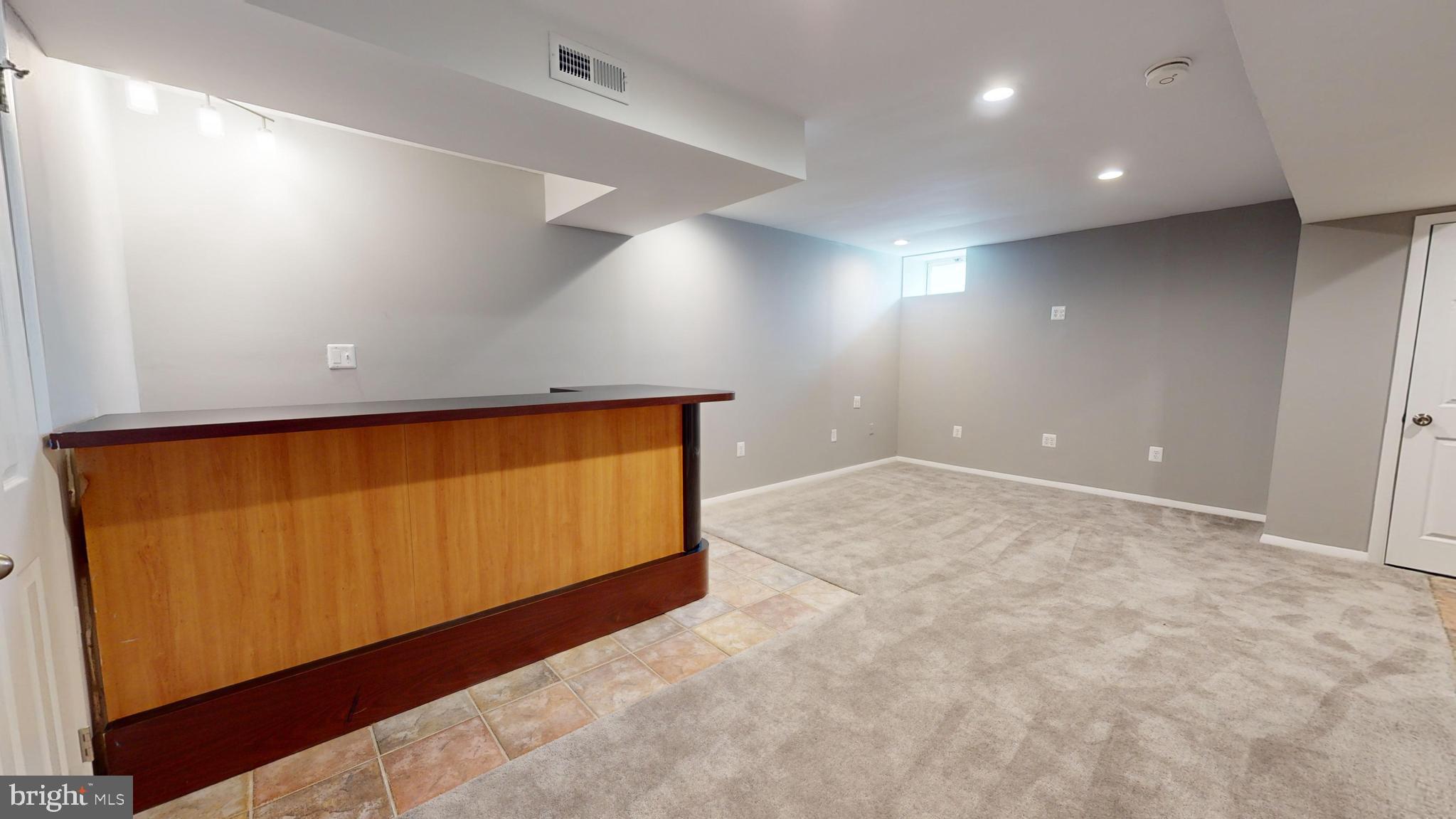 MOUNT HOLLY - Residential