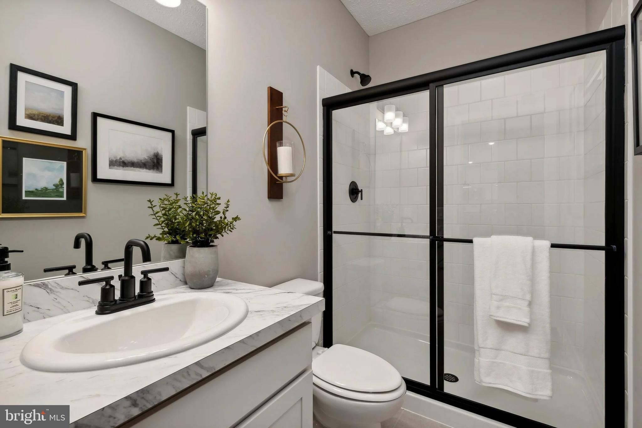 HUNTWELL WEST - Residential