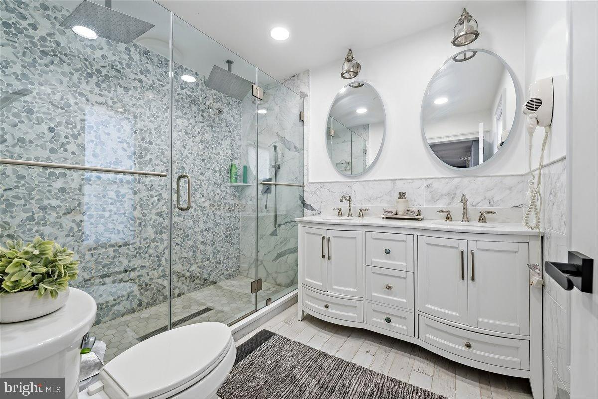 TOWAMENSING TRAIL - Residential