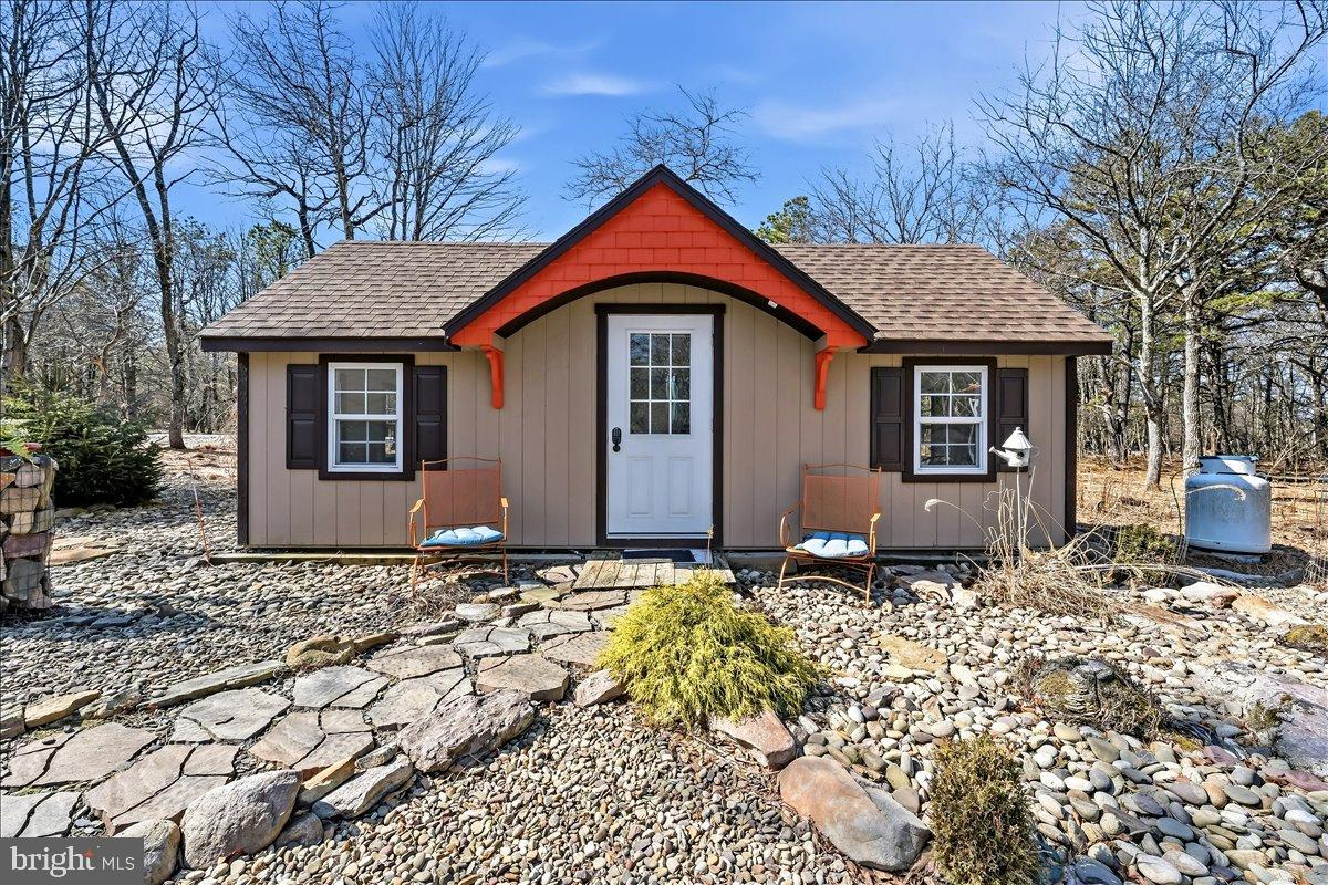 TOWAMENSING TRAIL - Residential