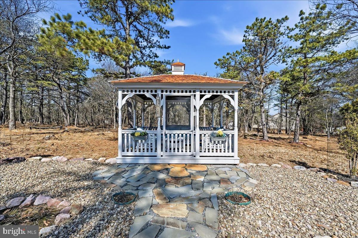 TOWAMENSING TRAIL - Residential