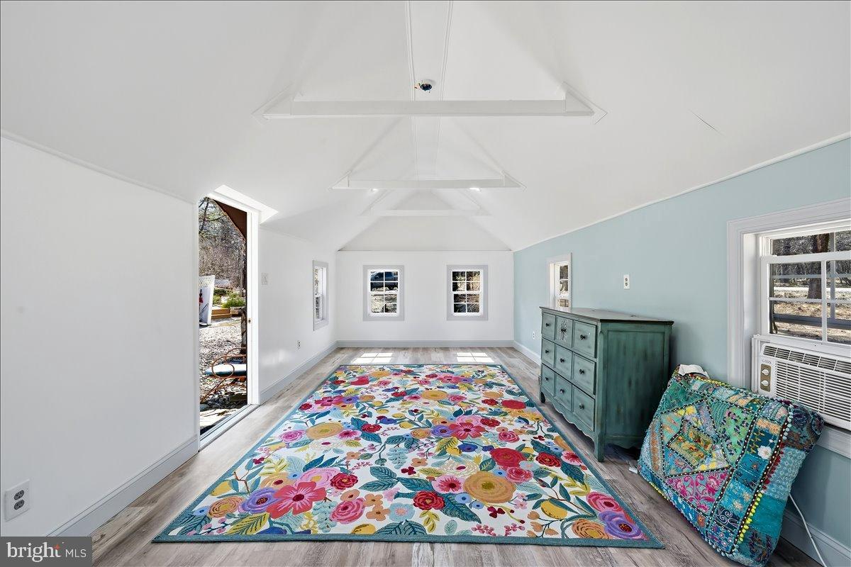 TOWAMENSING TRAIL - Residential