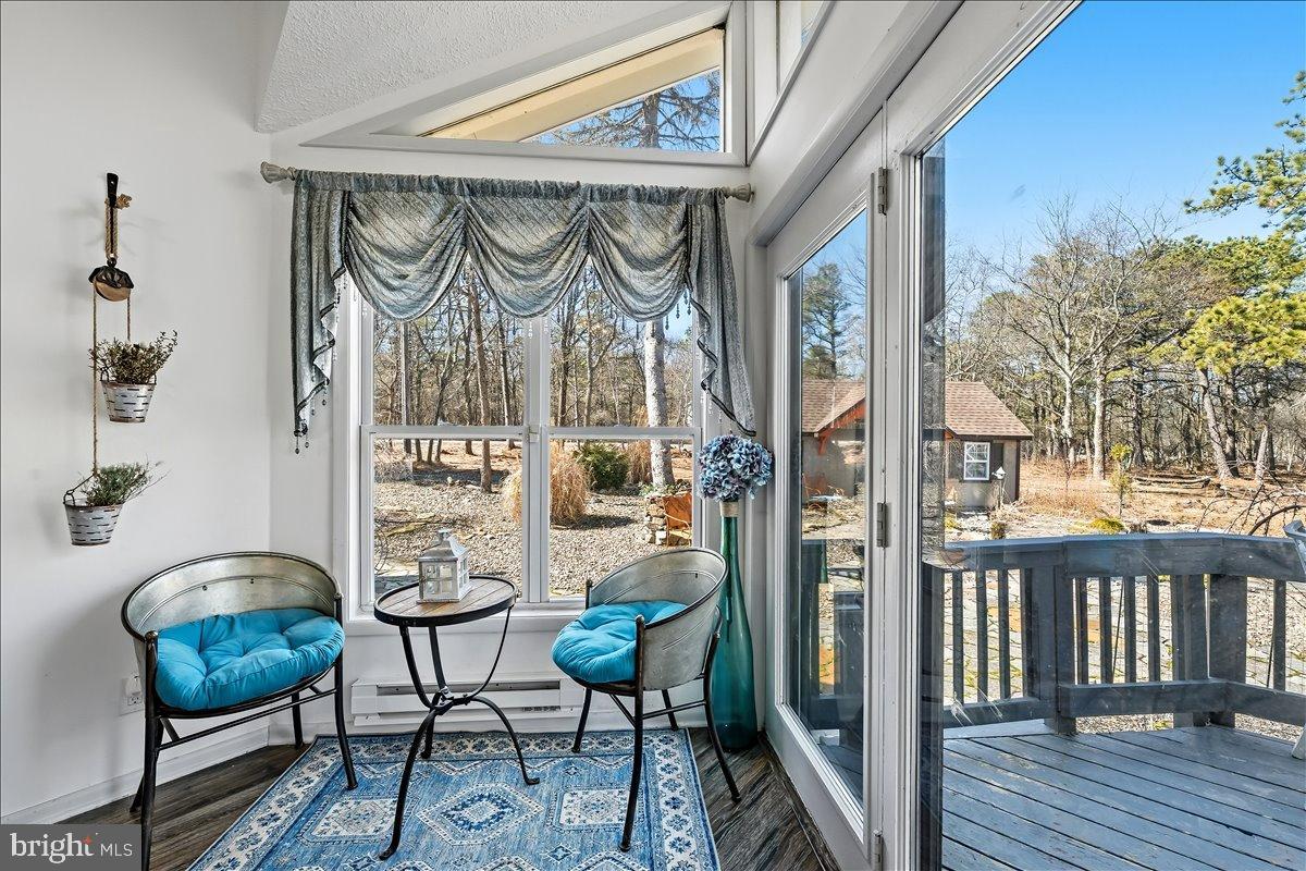 TOWAMENSING TRAIL - Residential