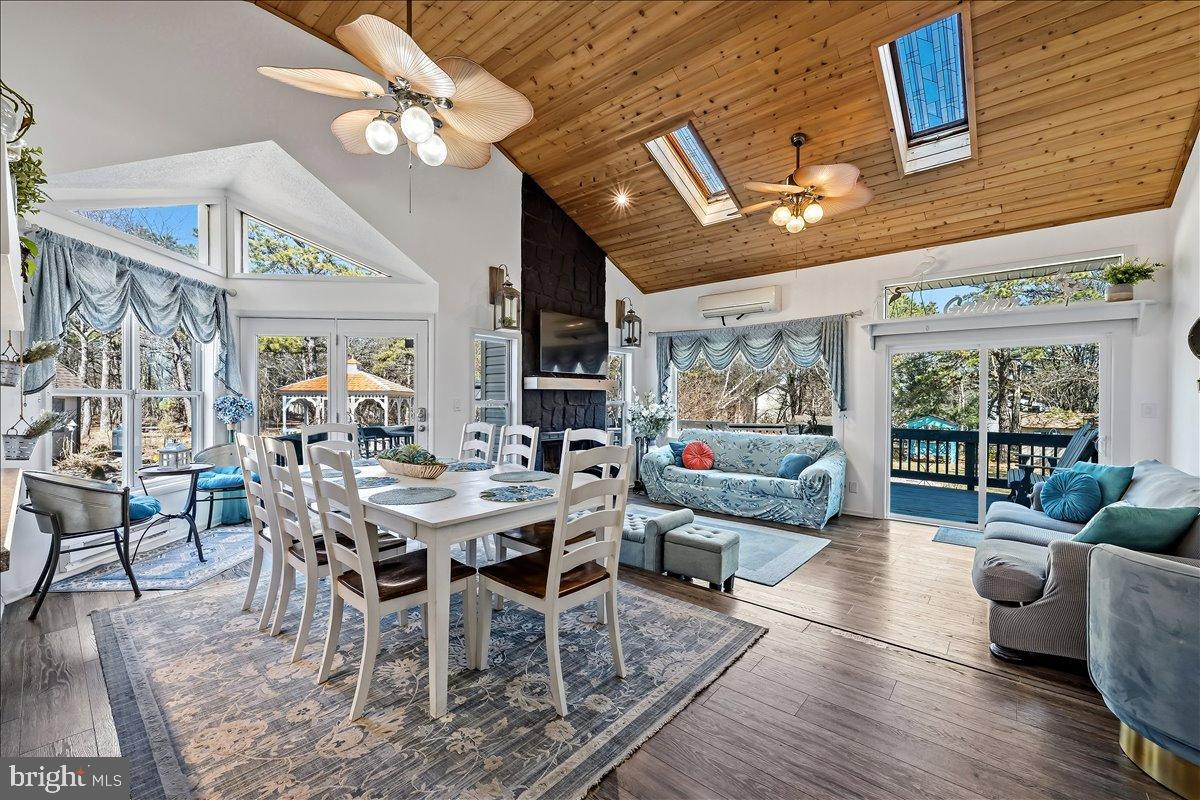 TOWAMENSING TRAIL - Residential