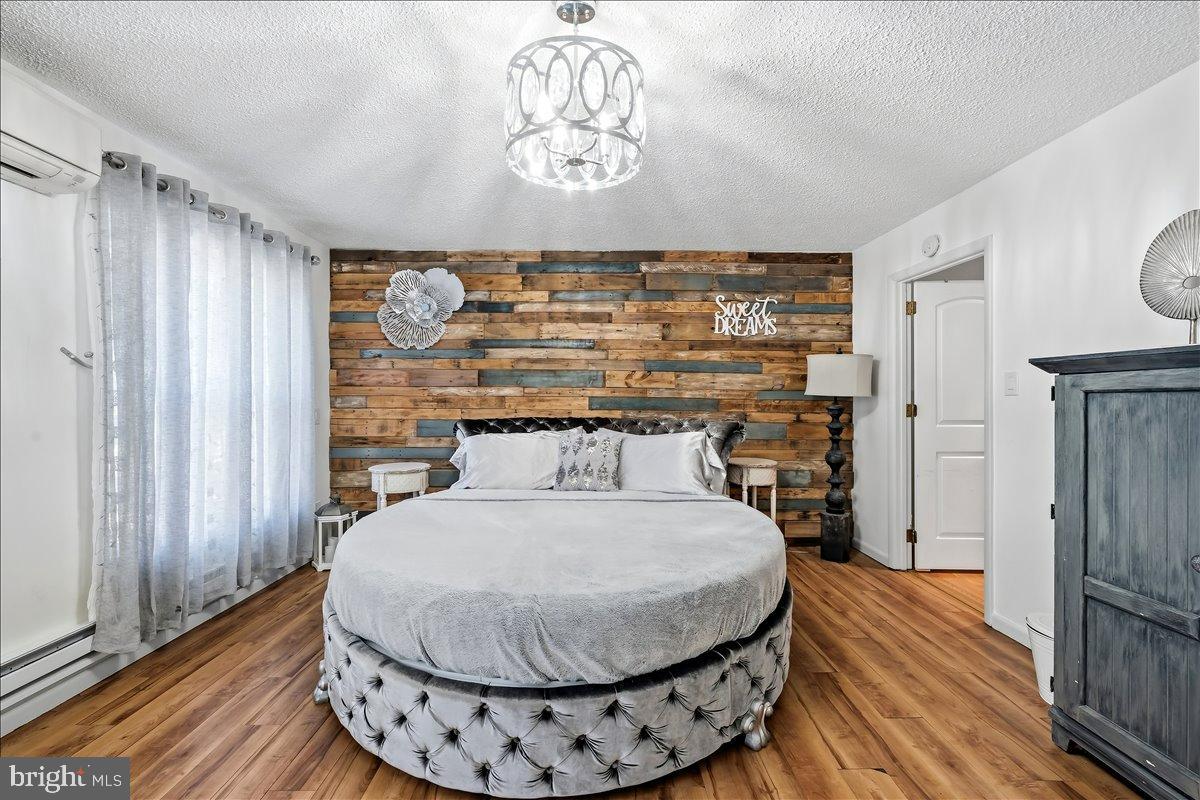 TOWAMENSING TRAIL - Residential