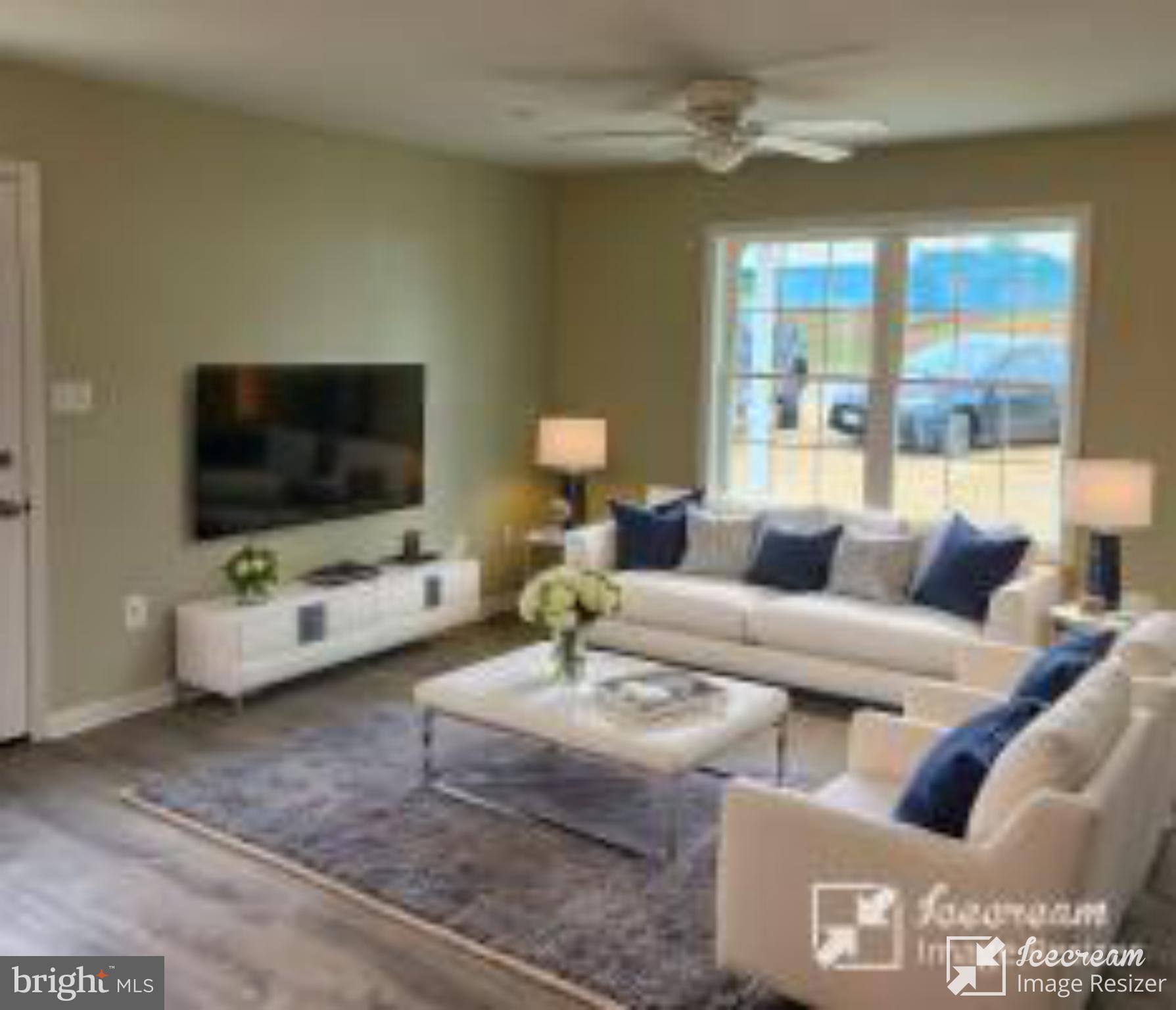 LONG VIEW - Residential