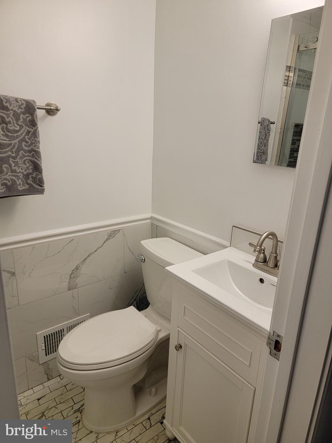 OLD TOWN ALEXANDRIA - Residential Lease