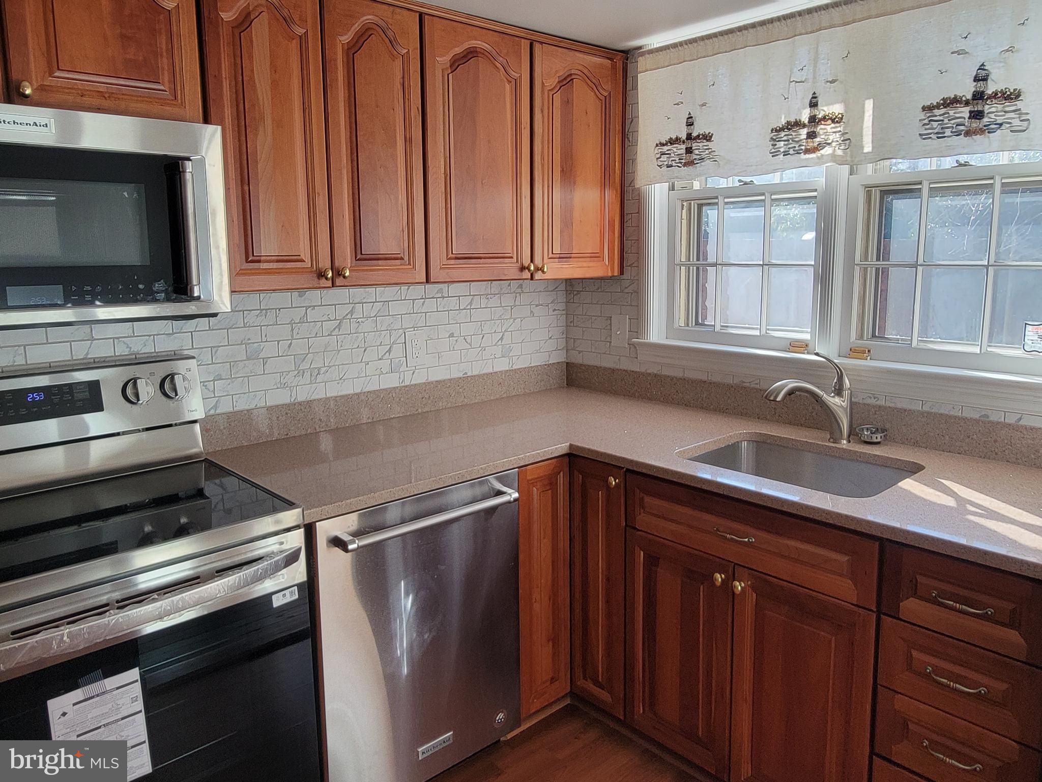 OLD TOWN ALEXANDRIA - Residential Lease