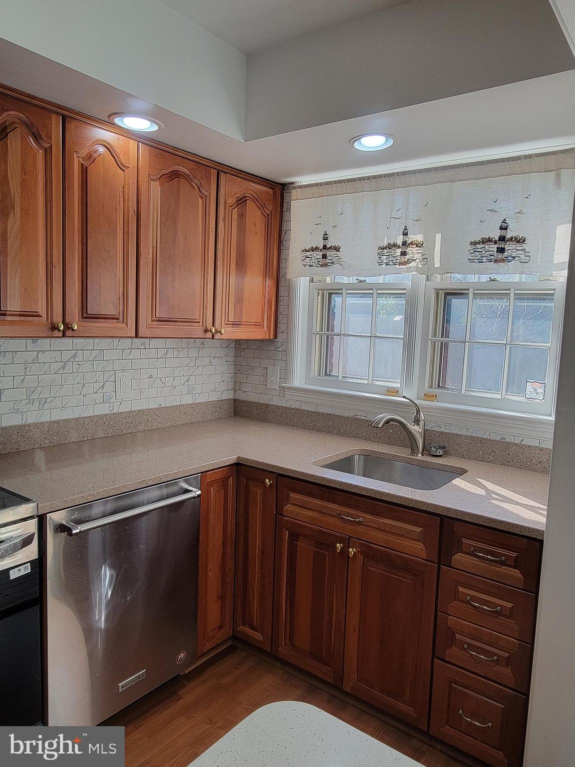 OLD TOWN ALEXANDRIA - Residential Lease