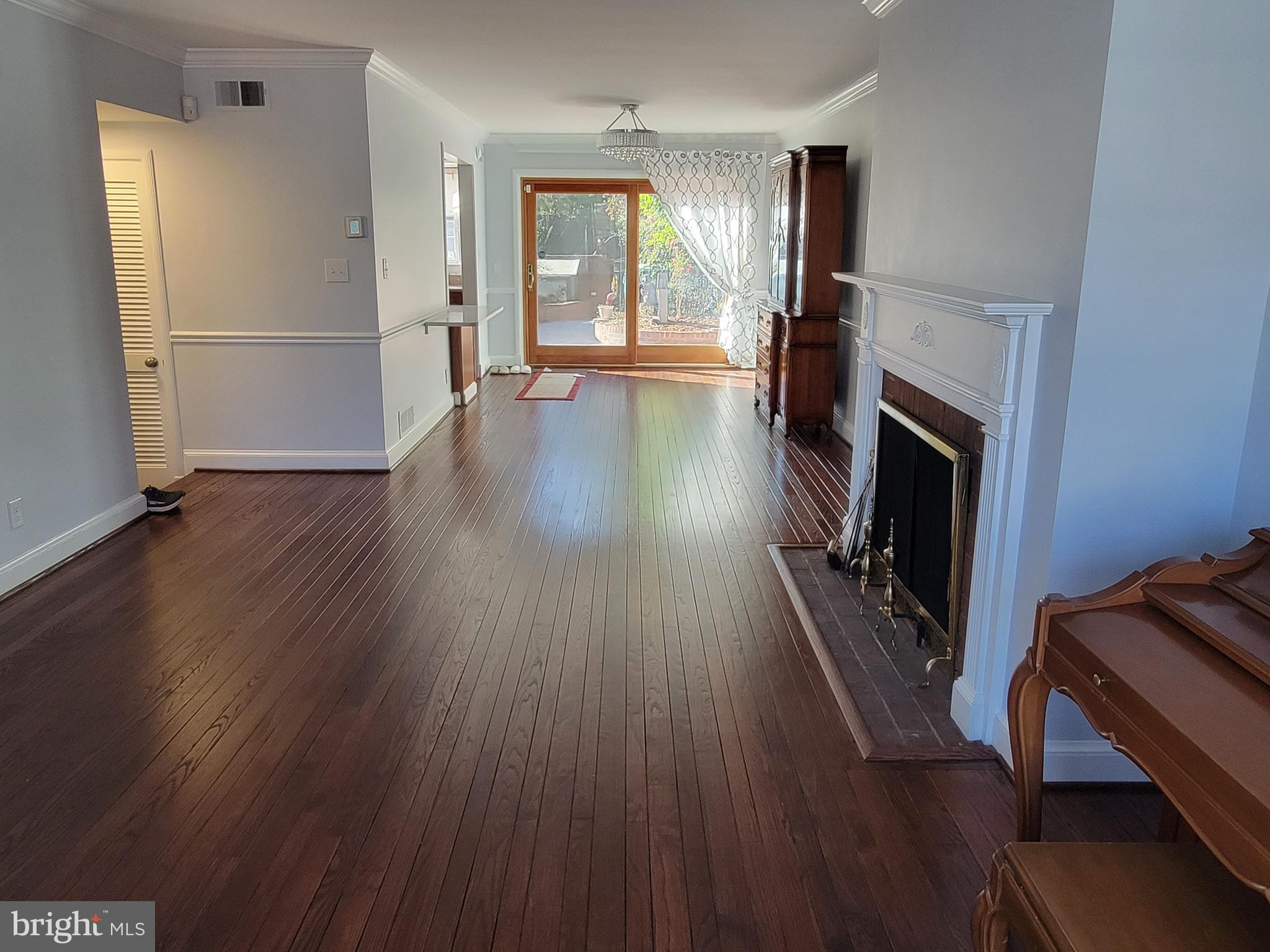 OLD TOWN ALEXANDRIA - Residential Lease