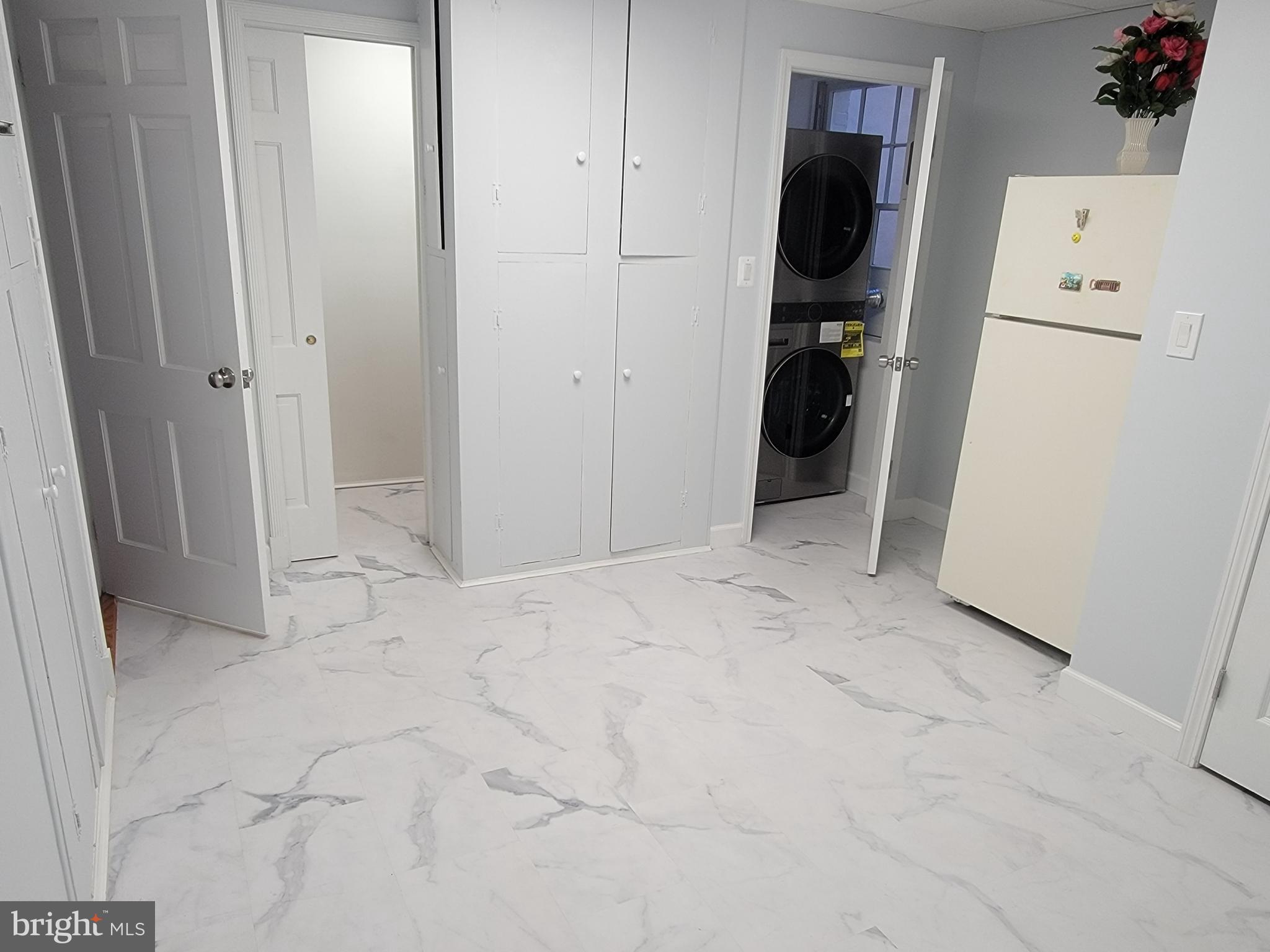 OLD TOWN ALEXANDRIA - Residential Lease