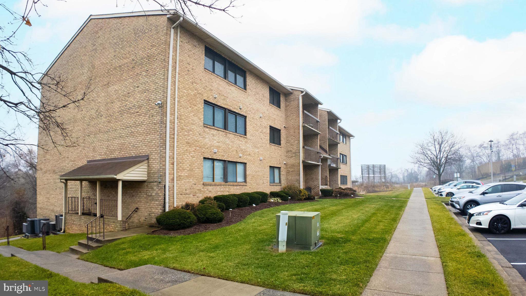 KENWOOD GARDENS - Residential