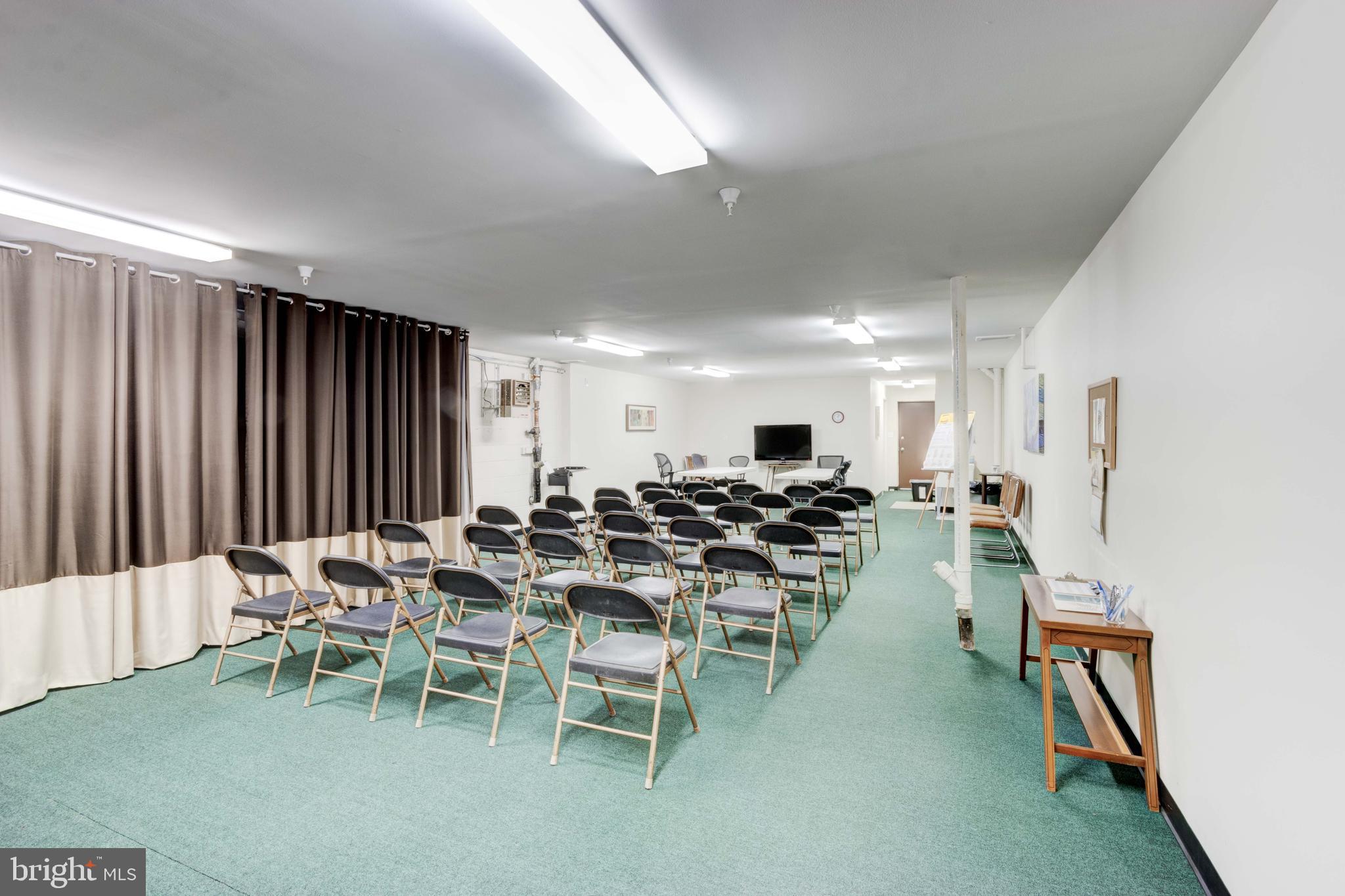 KENWOOD GARDENS - Residential