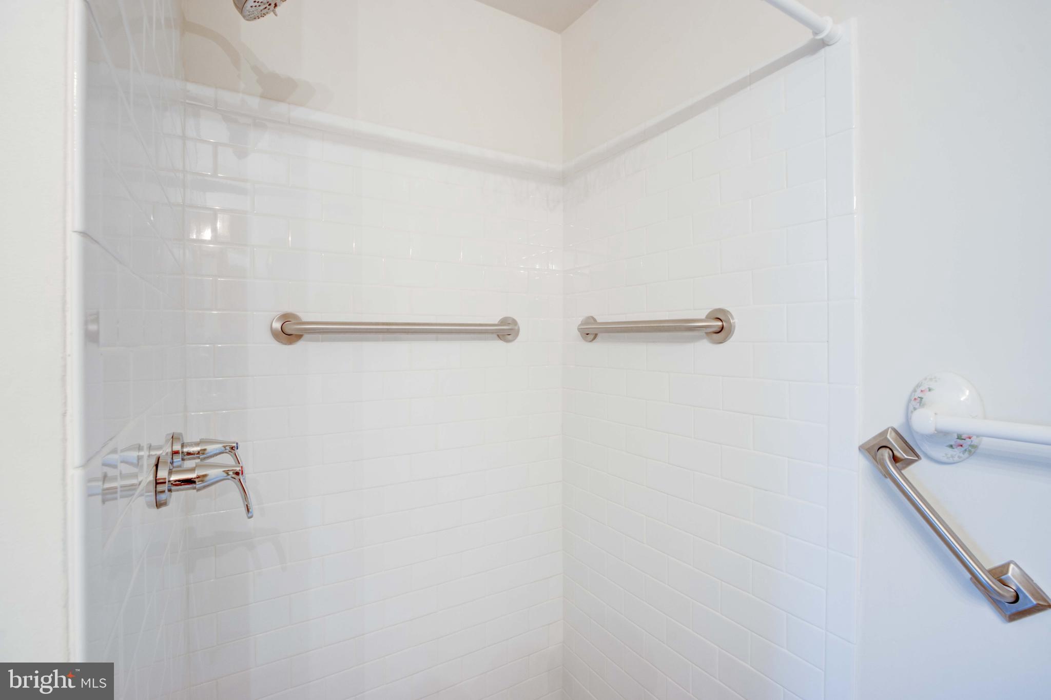 KENWOOD GARDENS - Residential