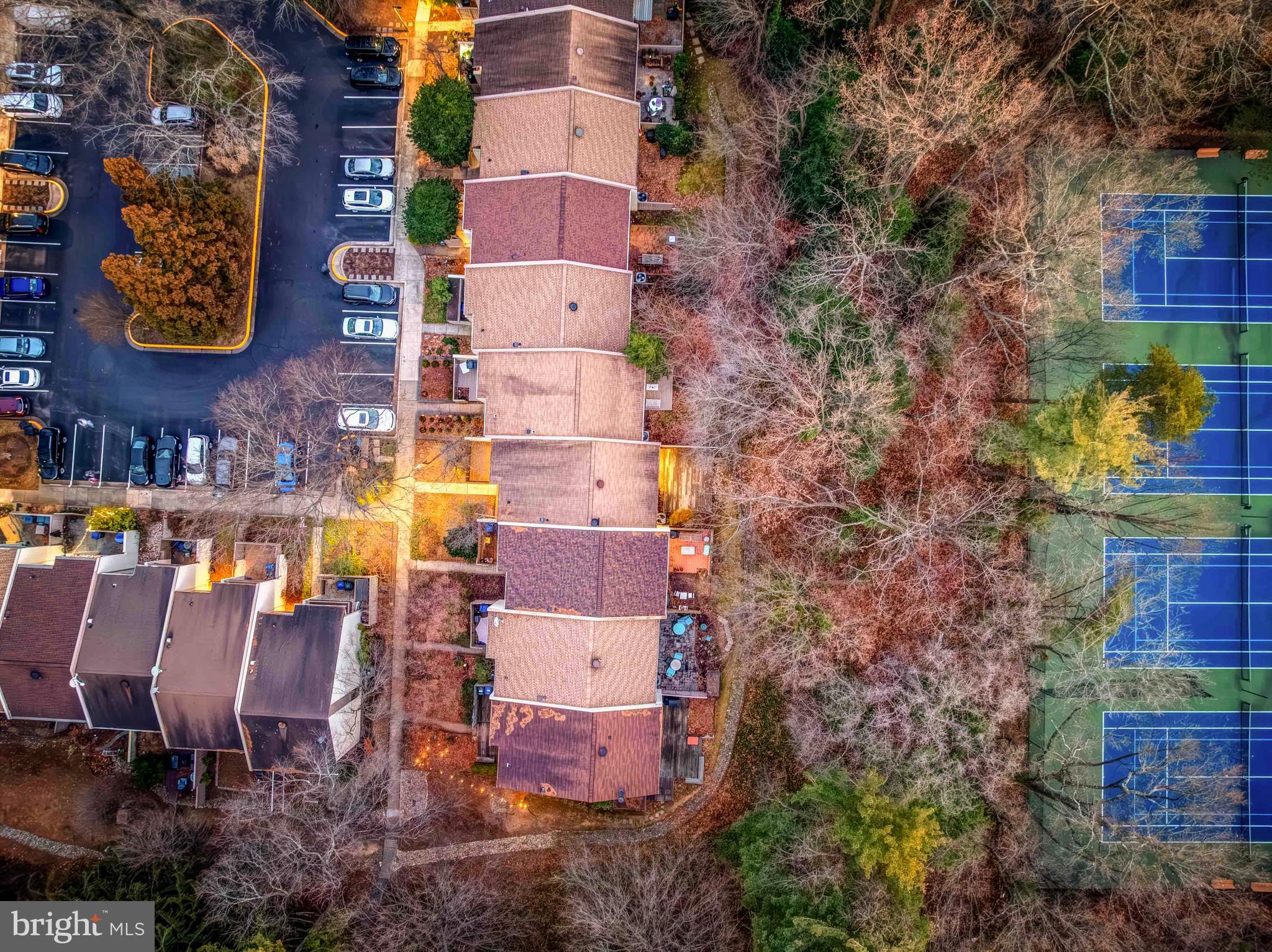 RESTON - Residential