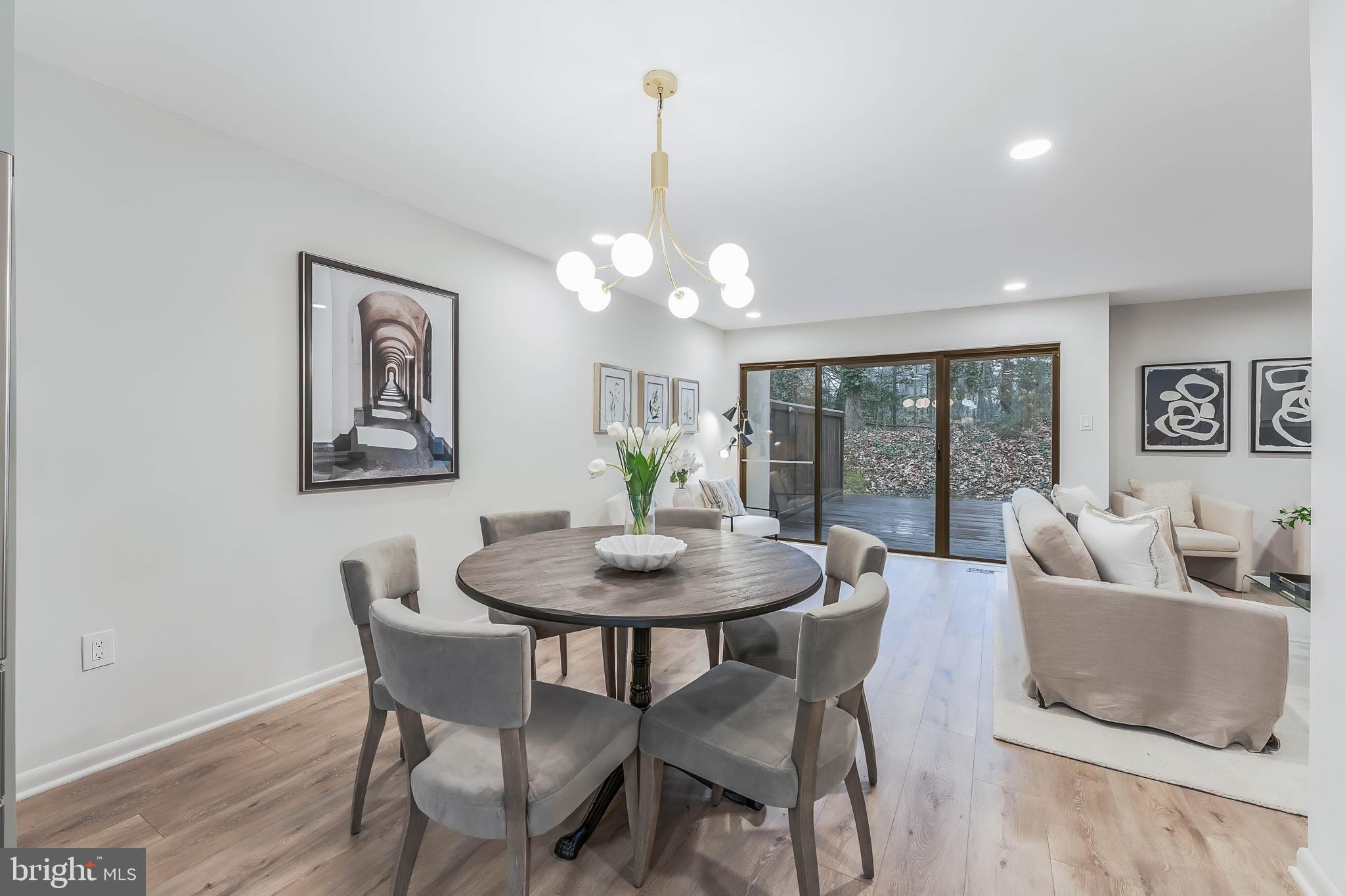 RESTON - Residential