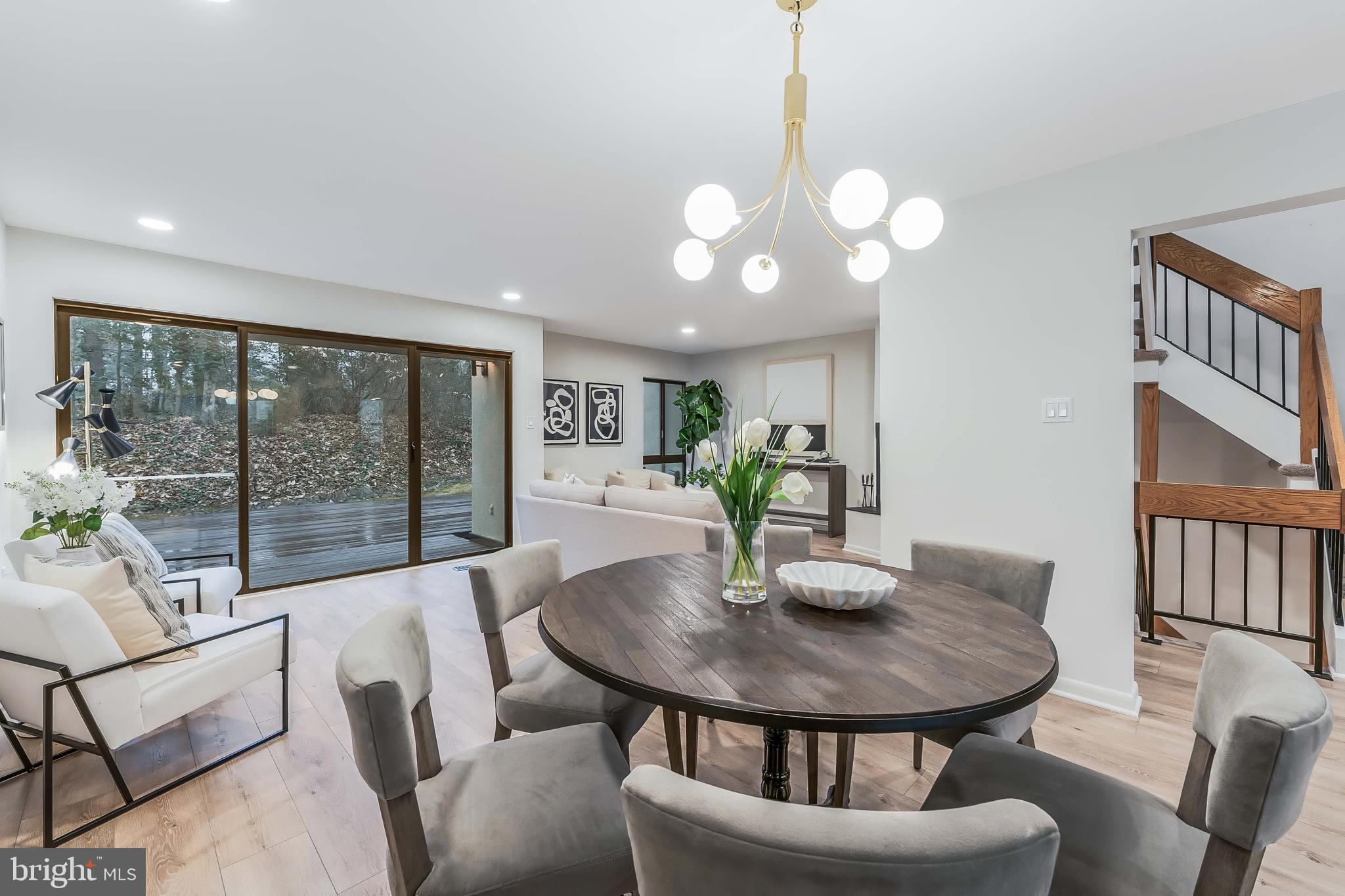 RESTON - Residential