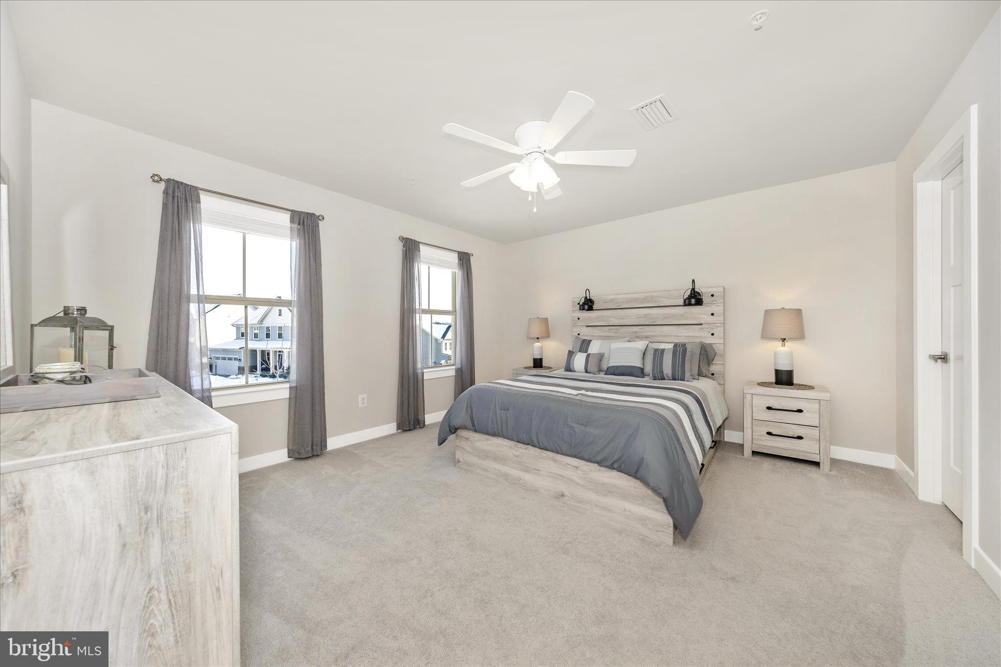 WOODRIDGE - Residential