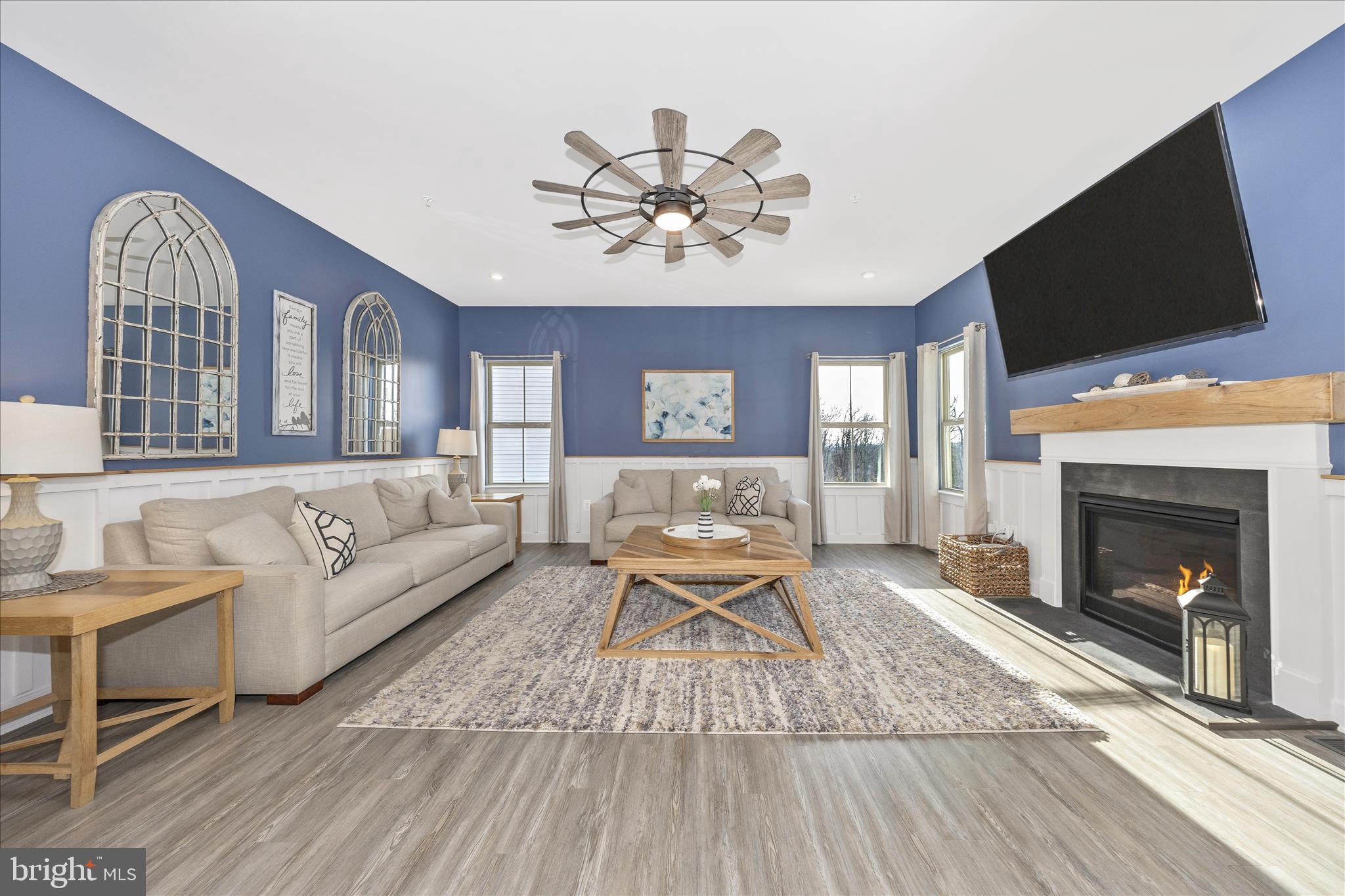 WOODRIDGE - Residential