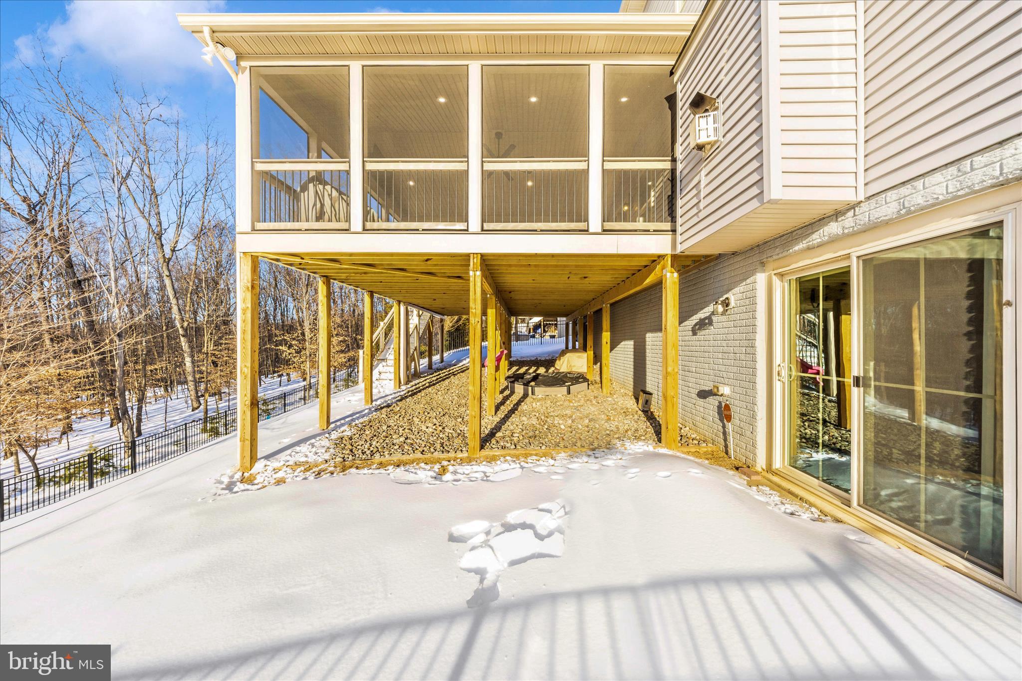 WOODRIDGE - Residential