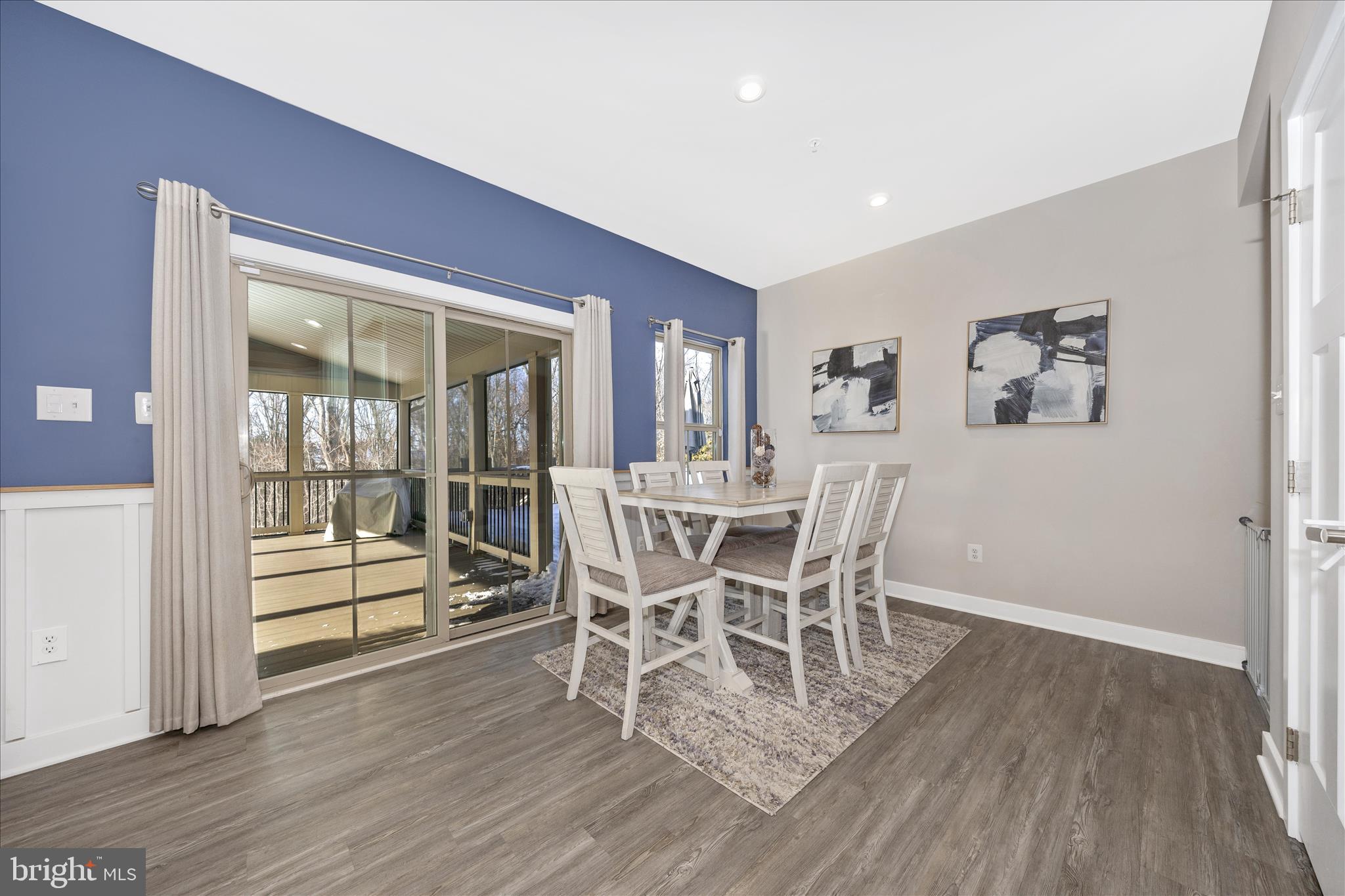 WOODRIDGE - Residential