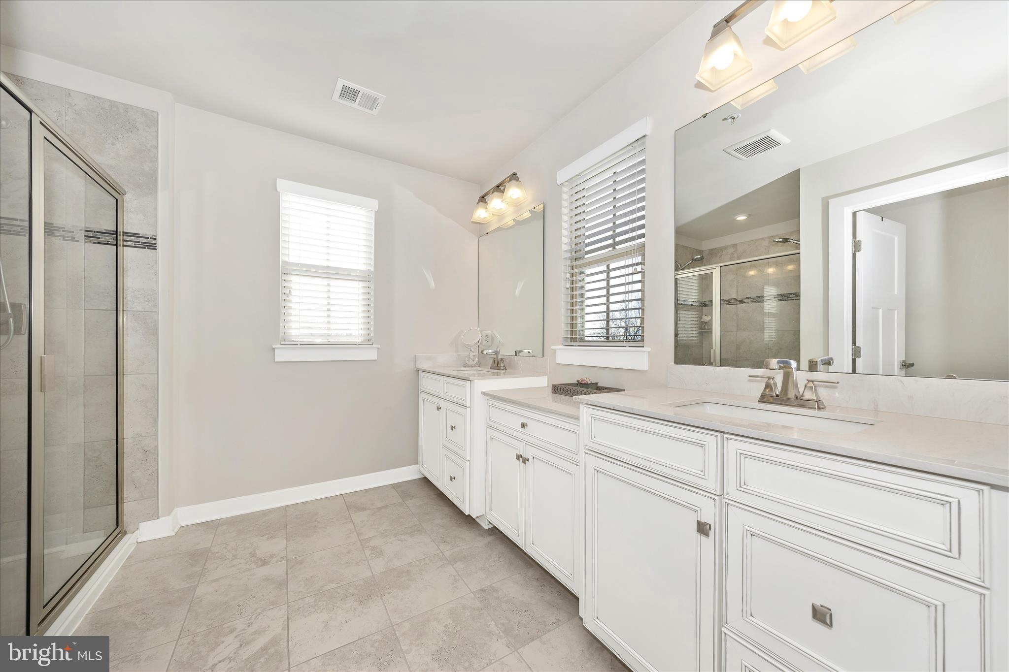 WOODRIDGE - Residential