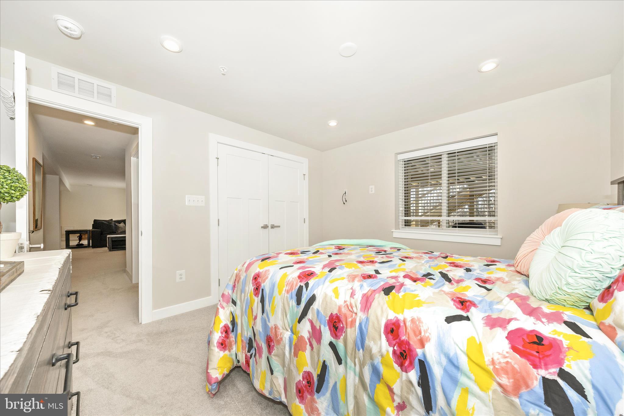 WOODRIDGE - Residential