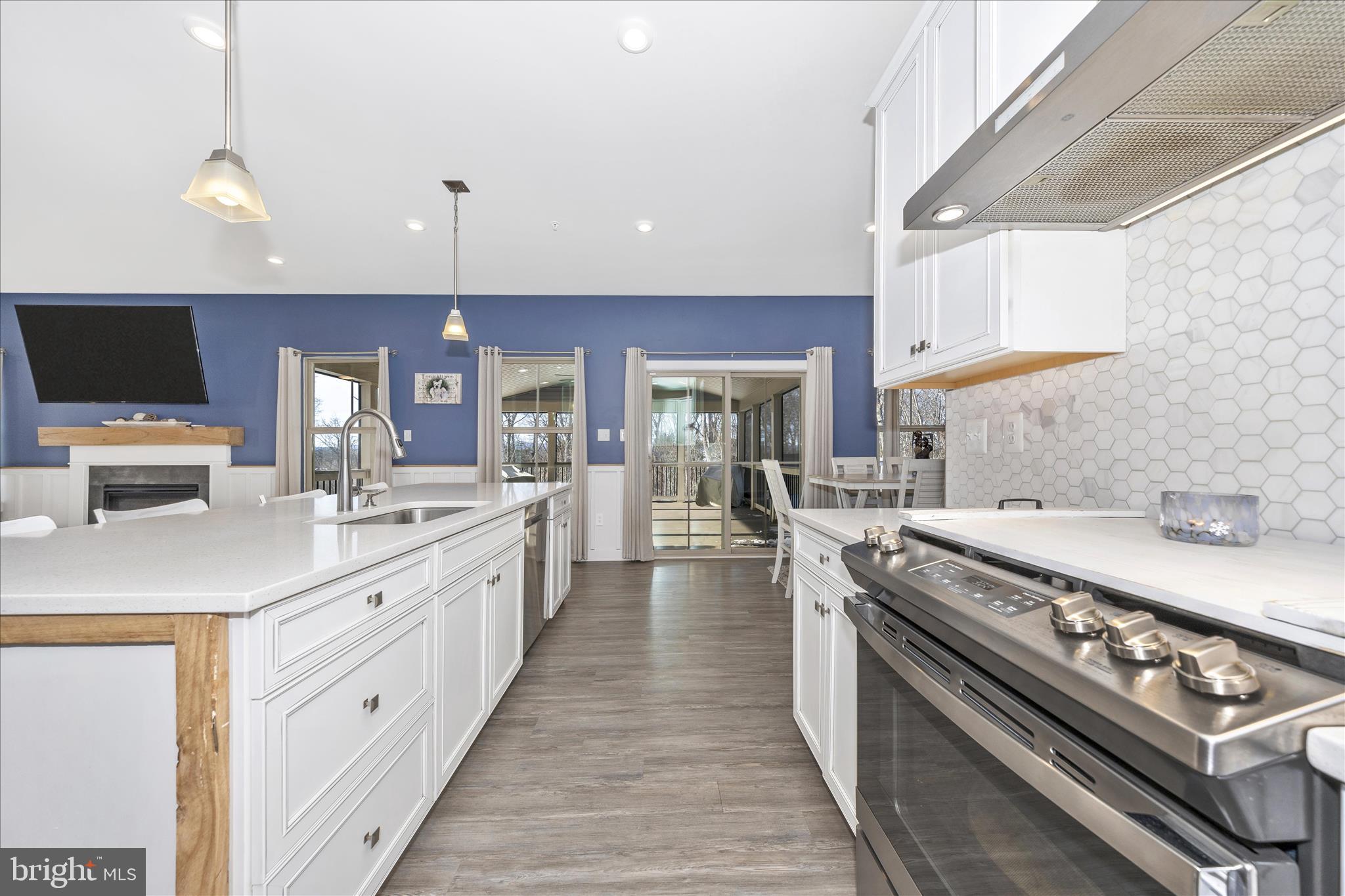 WOODRIDGE - Residential