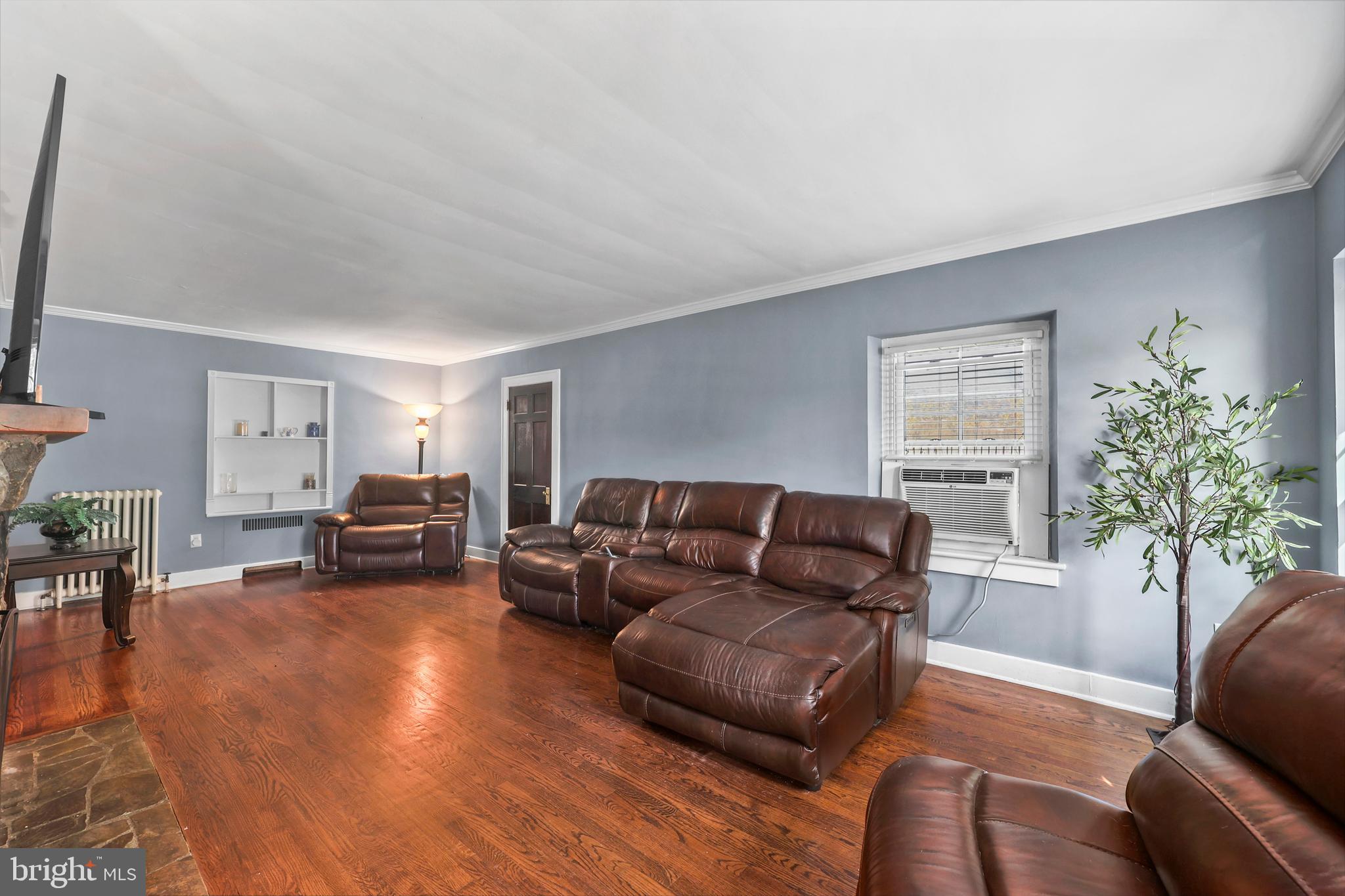 141 S NURSERY AVENUE