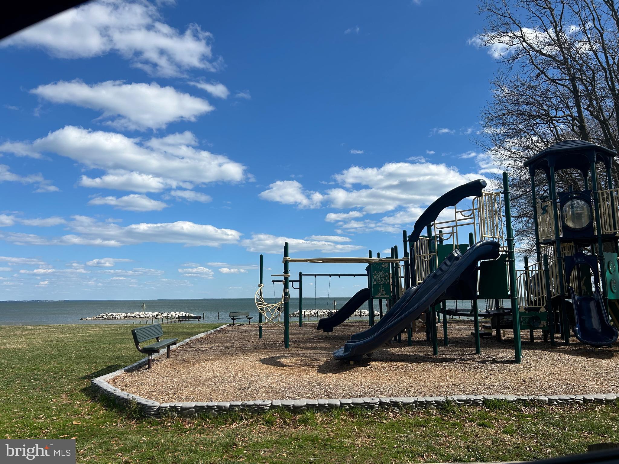 BEVERLEY BEACH - Residential