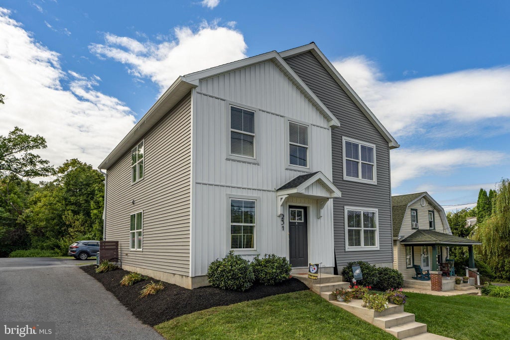 Photo of 231 E Fulton Street, EPHRATA, PA 17522 (MLS # PALA2095810)
