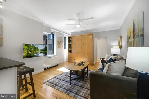 1701 16th Street NW Unit 707, Washington, DC MLS: DCDC2191614