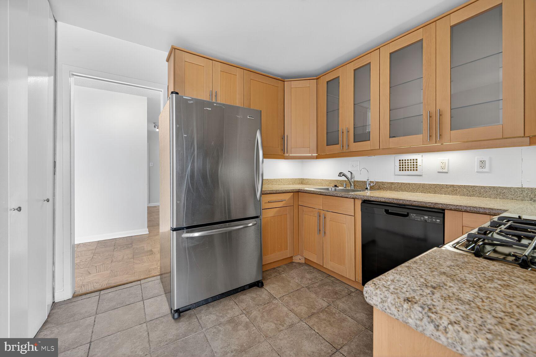 FRIENDSHIP HEIGHTS - Residential